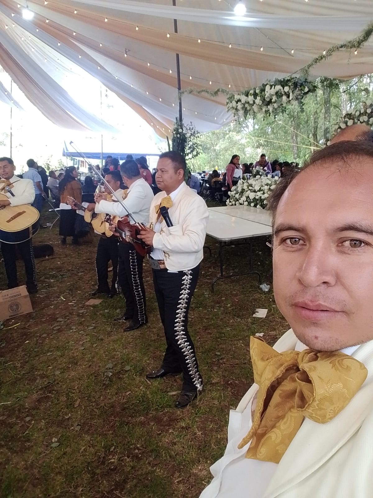 Presentación de Mariachi Raíces de México